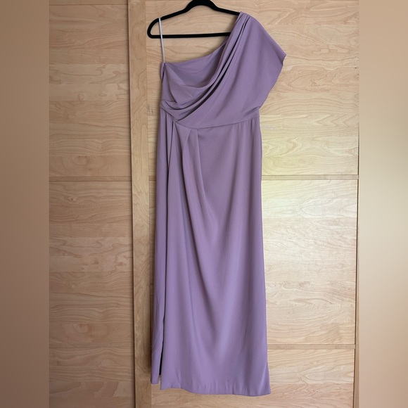 Lela Rose Bridesmaid/Formal Dress is Dusty Rose - Picture 3 of 10